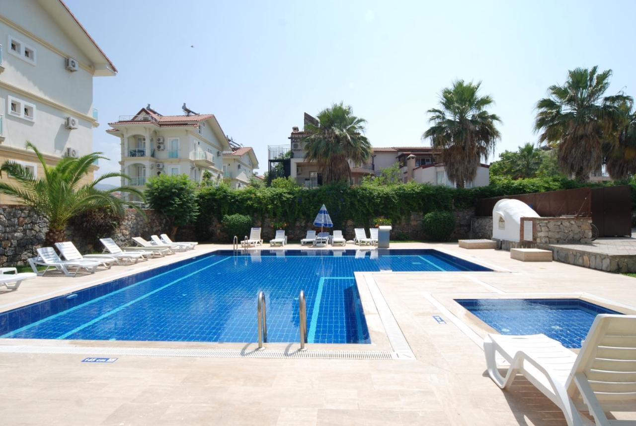 Saros Apartments Calis Beach Fethiye Exterior foto