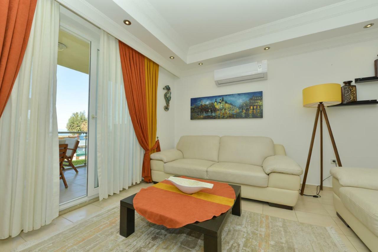 Saros Apartments Calis Beach Fethiye Exterior foto