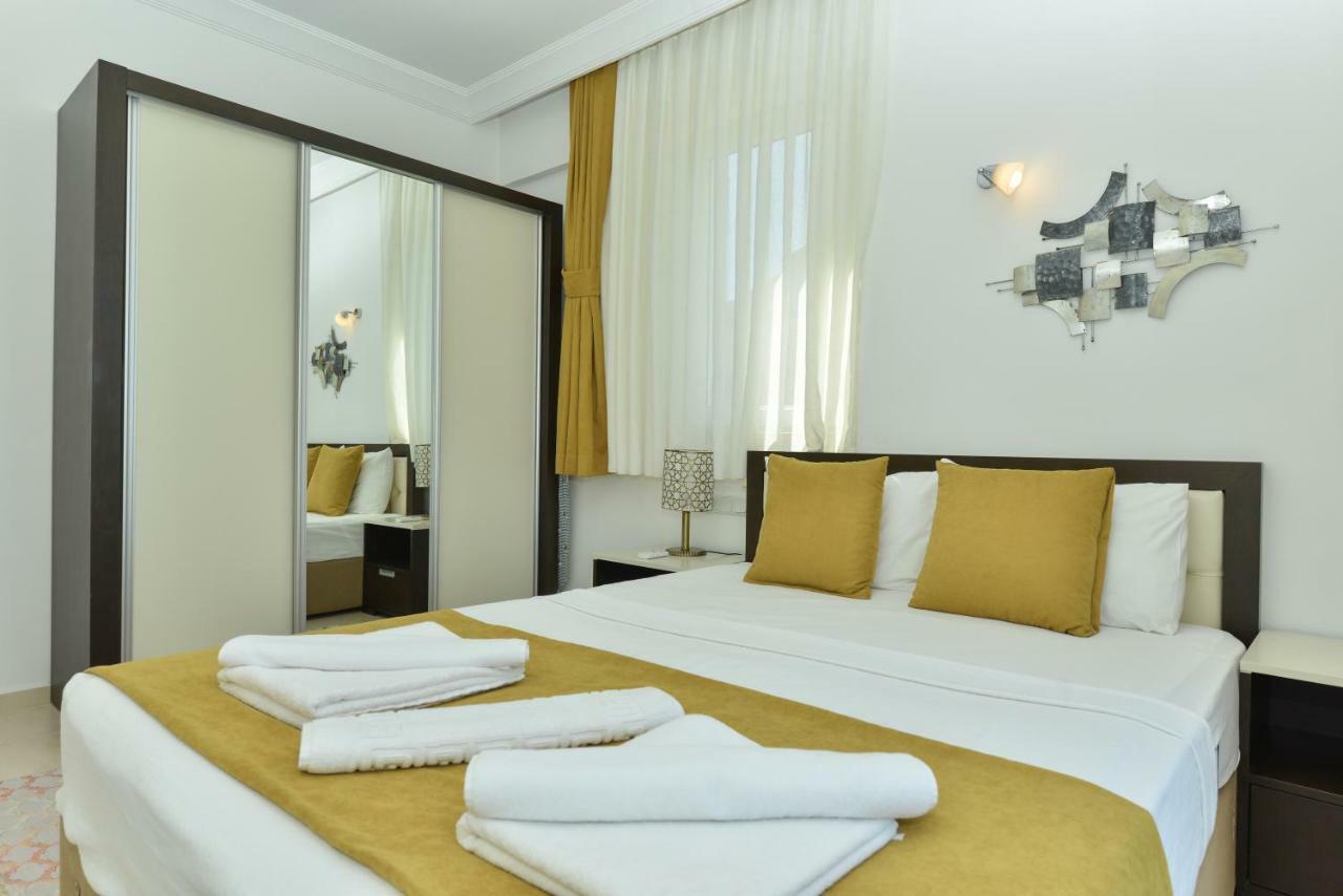 Saros Apartments Calis Beach Fethiye Exterior foto